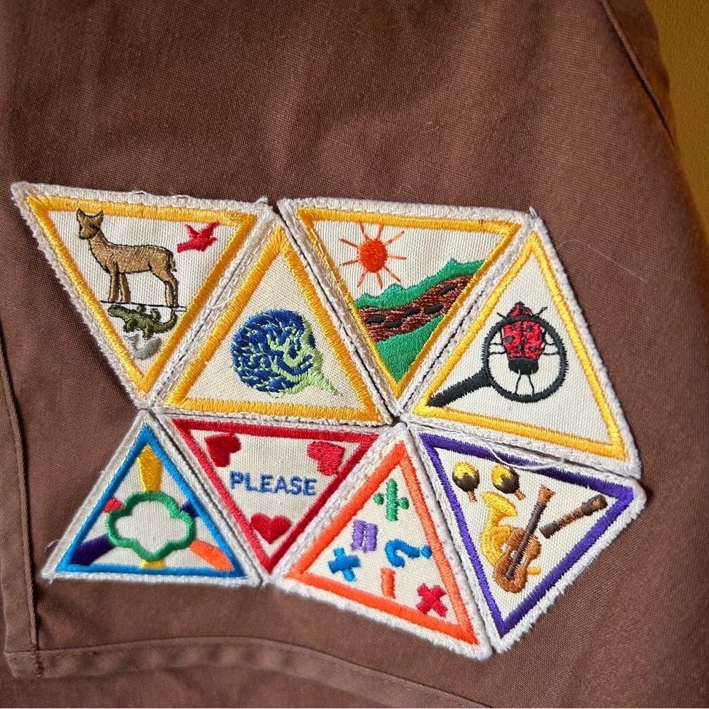 Vintage 90s Girl Scout USA Vest Brownie Medium Nation’s Capital Patches Pin - Picture 3 of 12